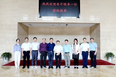 省人力社保厅二级巡视员陈荣华一行莅临CA88纸业调研人才工作