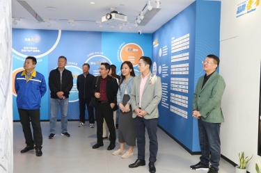 马来西亚巴生西港控股集团董事总经理拿督Eddie Lee一行莅临CA88纸业调研交流